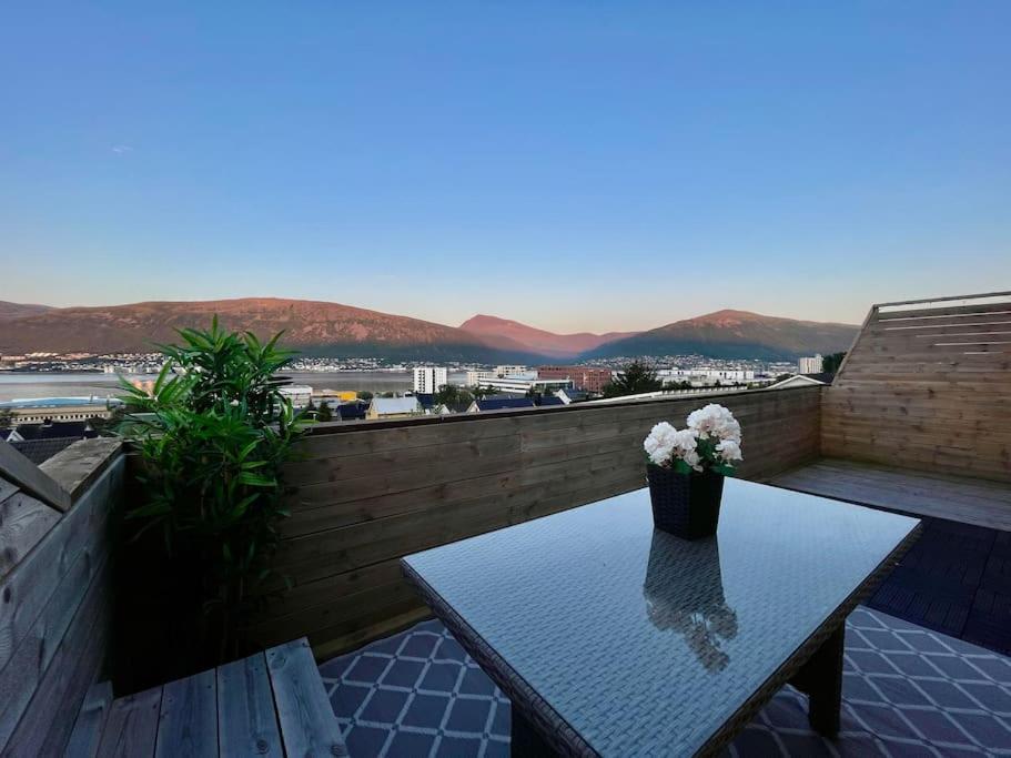 Appartement The Golden View à Tromsø Extérieur photo